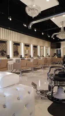 Salon Eshelon