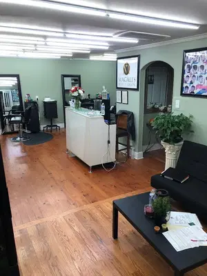 Magalis Beauty Salon