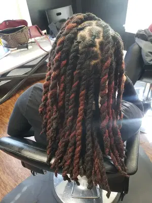 S Couture Salon