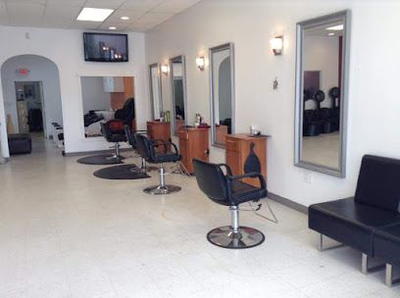 Jasmine’s Dominican Style Salon