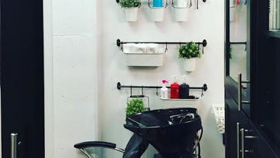 SALON ADRIANA
