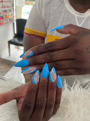 Sky nails