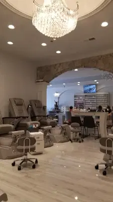 M T Nails