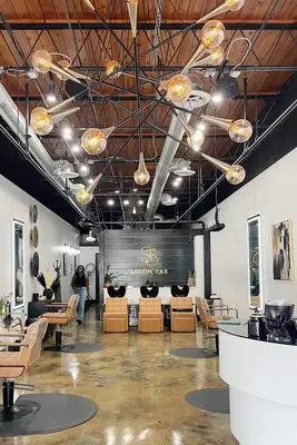 Salon Bar