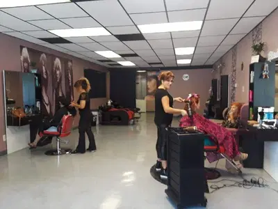 Margie Salon