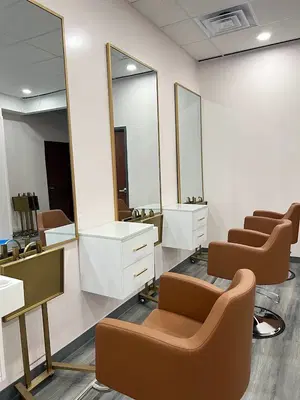 Full Bloom Salon & Dry Bar