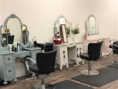 Brave Salon