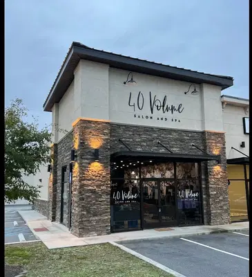 40 Volume Salon & Spa Pooler