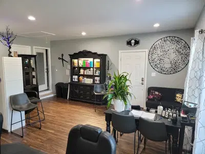 Mane Craze Salon