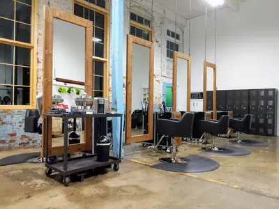 Southern Reflexion Salon