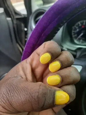 Be Be Nails