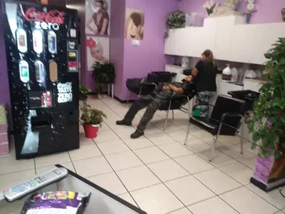 Raquel Beauty Salon