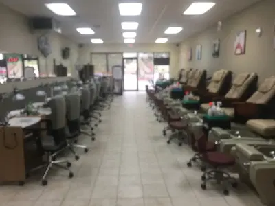 Lynn Nails