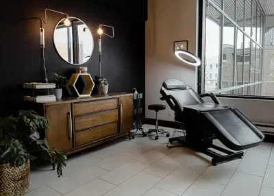 Alchemy PMU Salon - Microblading Artist
