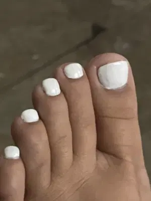 Linda Nails