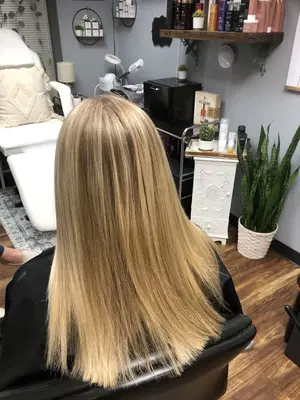Libbee's Expression at Expressions Salon and Suites