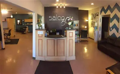 Salon 30 Spa & Tanning