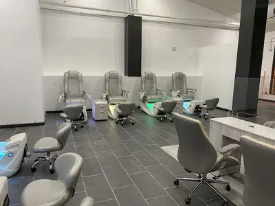 Nailville Salon