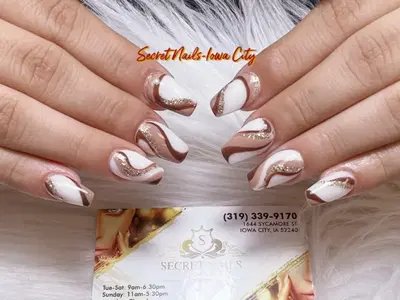 Secret Nails