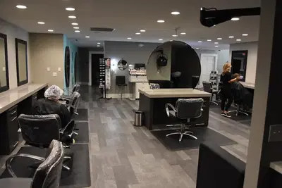 Signatures Salon and Day Spa