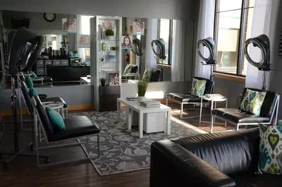 DeLiRe' Beauty Salon & Spa