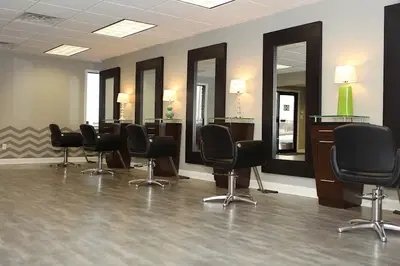 Level Seven Salon