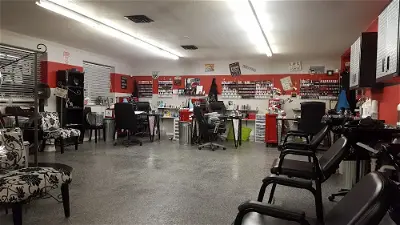 Garage Salon