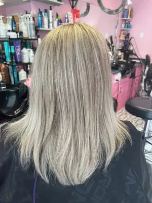 Lindsay & Co Hair Studio