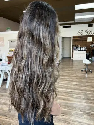 So Glam Beauty Bar