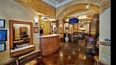 Andre Napier Salon