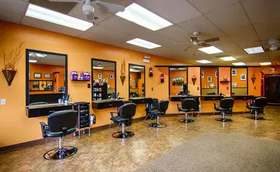 Mane Tamers Salon