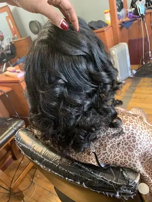 Shawnetta's Hair Salon & Boutique
