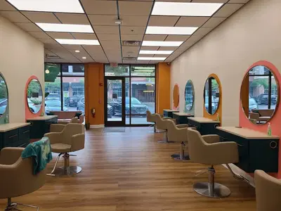 B/BAUER Hair Lounge (Triple B Salon)