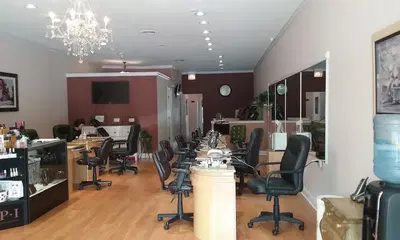 Vik Nail Salon