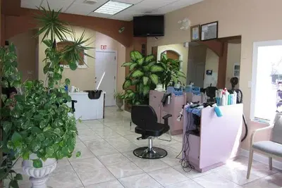 Maria Lourdes Family Hair Salon