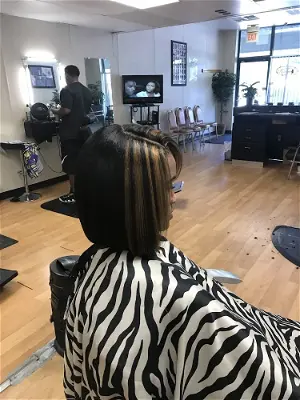 Mirror Image Hair Studio