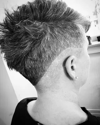 Lauren At The Salon House
