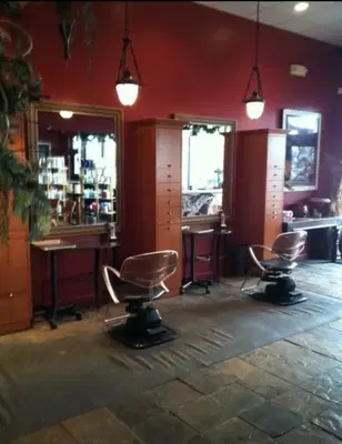 Salon Riverside