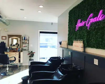 Roxy's Hair Studio