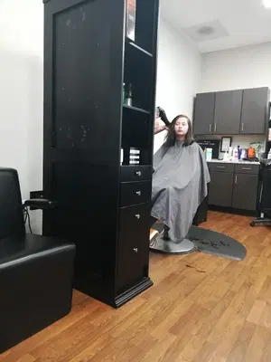 C B Hair Design