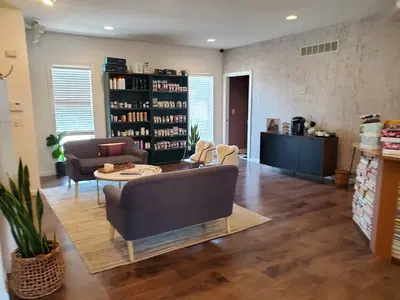 Elevation the Salon