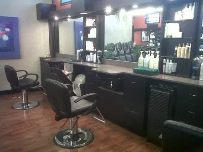Robert John Hair Studio & Day Spa
