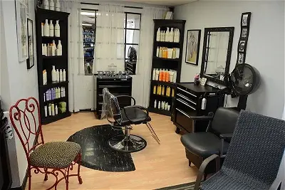 Studio 150 Hair And Nail Salon