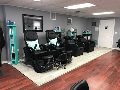 Polished Hair And Nail Salon