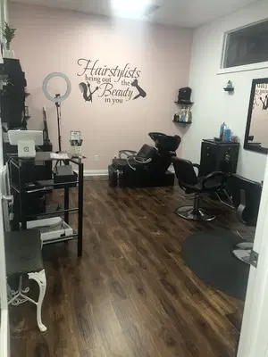 DMH Salon & Lash Studio