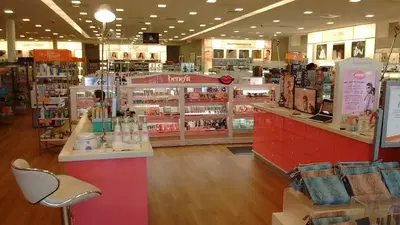 Benefit Cosmetics BrowBar