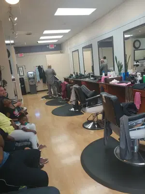 Leo's Hair Salon, Nails, & Spa