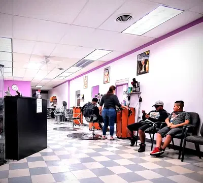 Anahi Salon