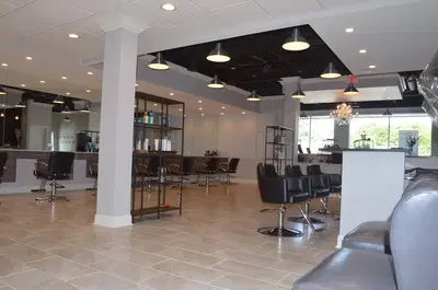 Savarino Salon & Spa