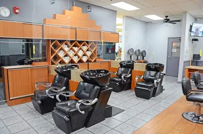 Best Salon & Spa